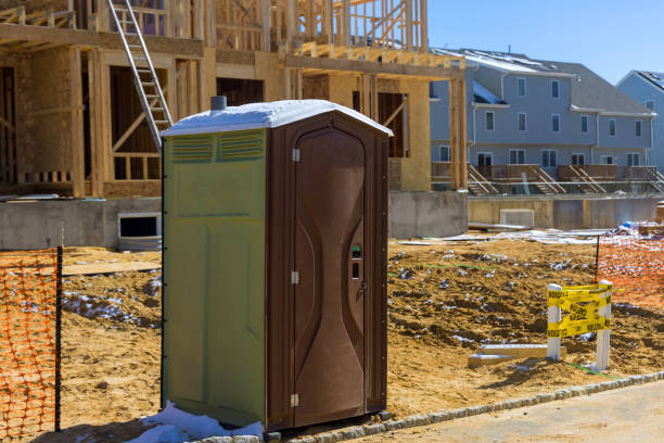 Best Portable bathroom rental  in Girard, IL