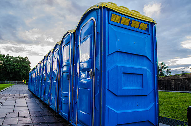 Best Construction site porta potty rental  in Girard, IL